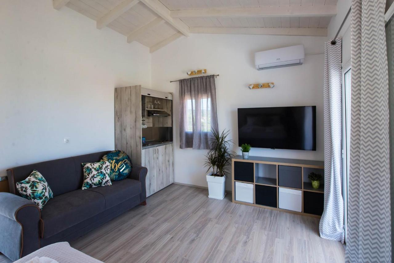 Acharavi Beach Villa Экстерьер фото